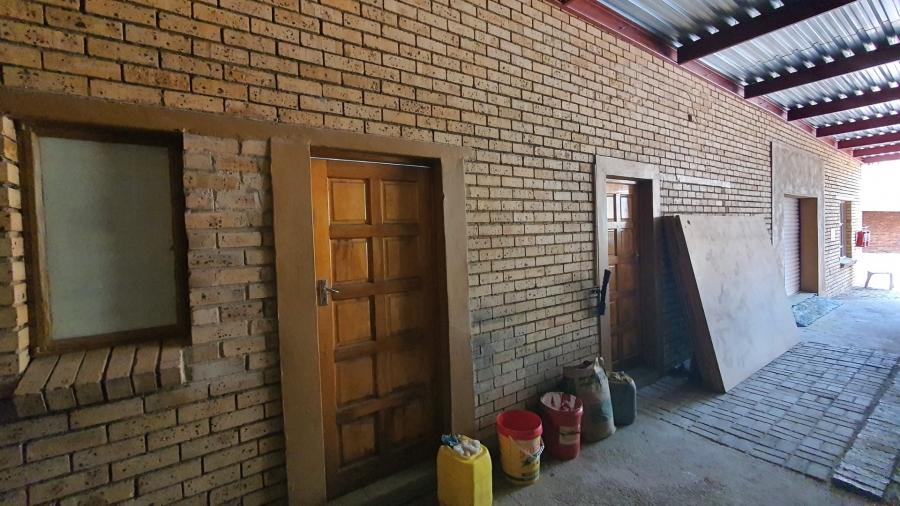  Bedroom Property for Sale in Riebeeckstad Free State